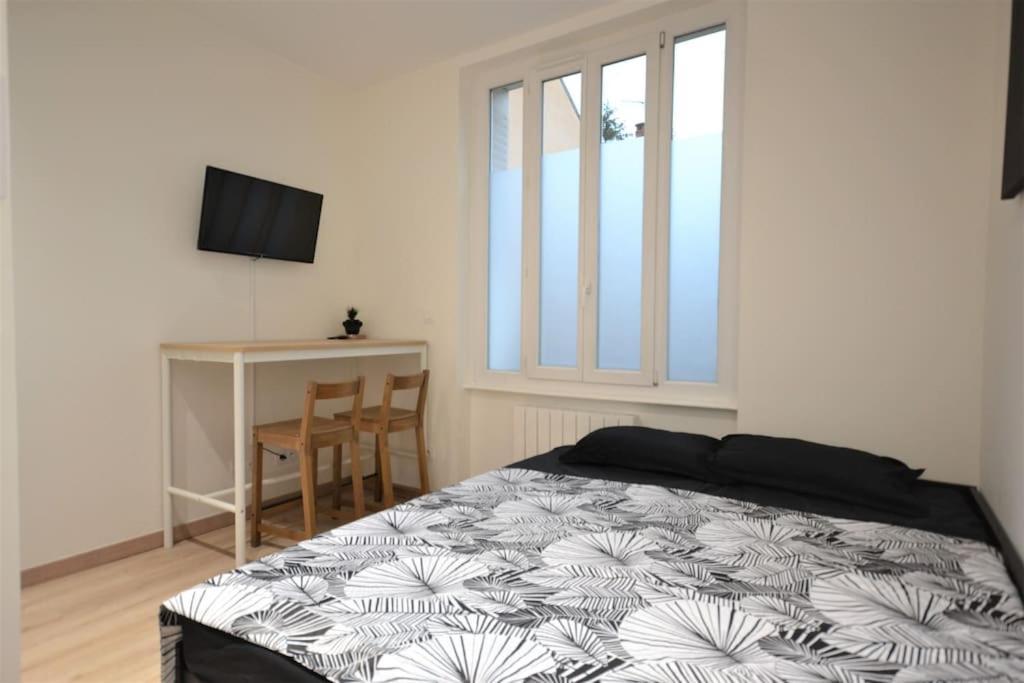 Studio En Residence Privee A Villeurbanne Dış mekan fotoğraf