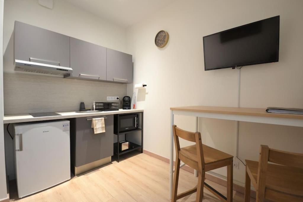 Studio En Residence Privee A Villeurbanne Dış mekan fotoğraf